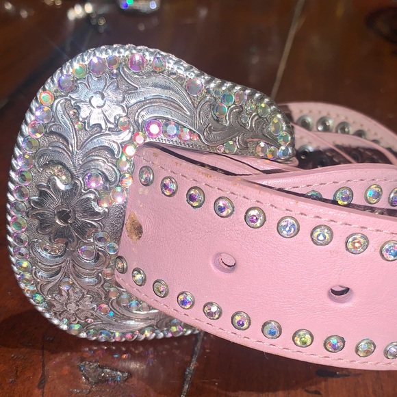 Preloved Pink Geniûe Leather Rhinestone/ Silver Studded Belt with Silver Buckle - Picture 1 of 7